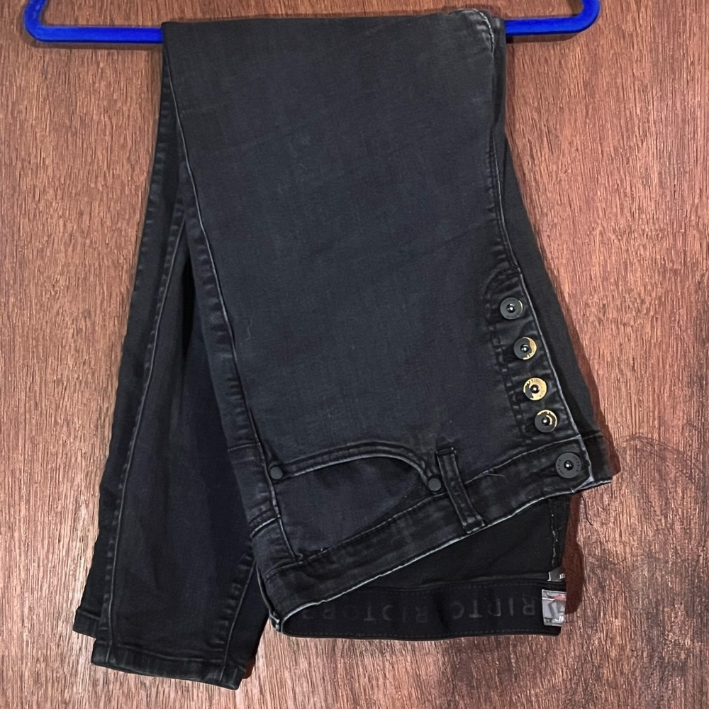 Torrid Bombshell Black Skinny Jeans 20S